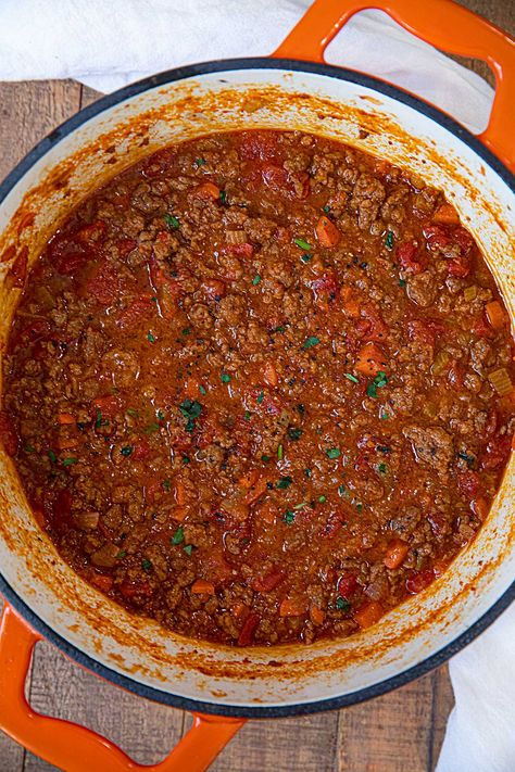 Homemade Bolognese Sauce (Crockpot directions too) - Dinner, then Dessert Ground Beef Carrots, Slow Cooker Bolognese Sauce, Homemade Bolognese Sauce, Slow Cooker Bolognese, Homemade Bolognese, Bolognese Sauce Recipe, Pasta With Meat Sauce, Meat Lasagna, Meat Sauce Recipes