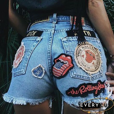 Casual Middle Waist Decorative-patch Jeans Trends 2025, 90s Halloween, Fest Outfits, Bohemian Inspiration, Instagram Baddie, Estilo Hippie, Diy Vetement, Mode Boho, Patched Jeans