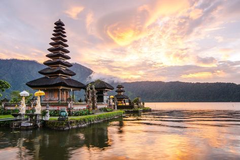 Instagramable Bali Locations Tourist Aesthetic, Bali Guide, Voyage Bali, Camping Resort, Gili Trawangan, Legian, Bali Island, Jimbaran, Hindu Temple