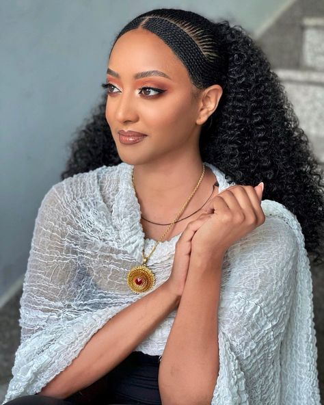 Touch By Marzel on Instagram: “#touchbymarzel #getthemarzellook #marzelbeautytrends Ethiopian sweetheart @etsehiwet.abebe ❤️❤️❤️ the most beautiful girl @fentybeauty…” Ethiopian Braids, Habesha Culture, Ethiopian Hair, Hair Braid Patterns, Ethiopian Women, Habesha Kemis, Beautiful Black Hair, Braided Styles, Afro Style