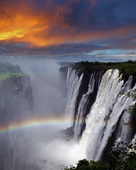 Sunset With Rainbow, Victoria Falls Zambia, Victoria Falls Zimbabwe, Cascade Waterfall, Genesis 1, Places In Italy, Livingstone, Victoria Falls, Camping Locations