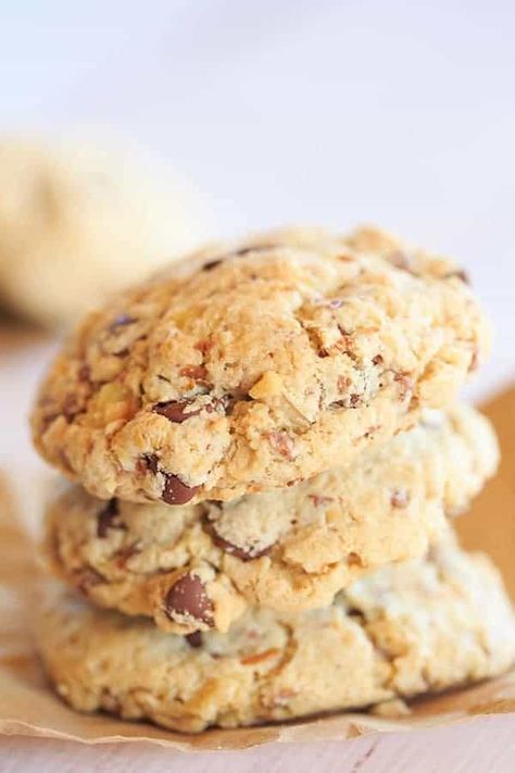 Neiman Marcus Cookie Recipe, Neiman Marcus Cookies, Oats Chocolate, Famous Recipe, Brownie Cookies, Chocolate Chip Cookie, Oatmeal Cookies, Cookie Desserts, Yummy Cookies