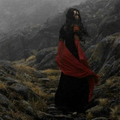 Hawke Dragon Age, Yennefer Of Vengerberg, Poses References, Foto Art, Story Inspiration, Robin Hood, Red Riding Hood, Writing Inspiration, Dark Fantasy