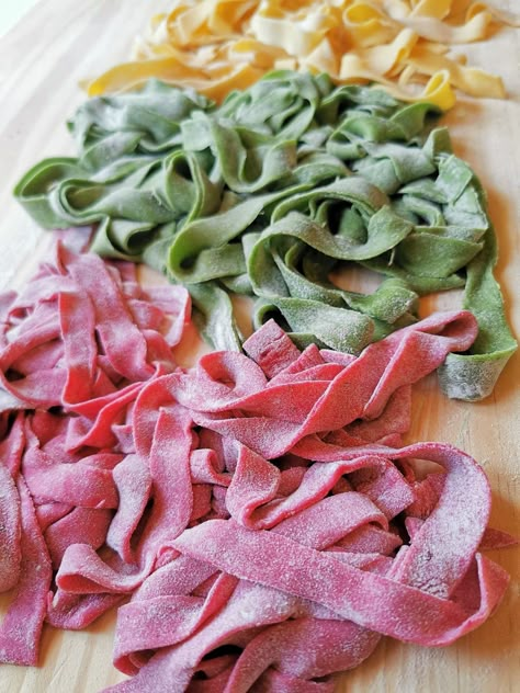 How to Make Colored Pasta at Home – The Pasta Project Colored Pasta Dough, Colored Pasta Recipes, Pasta With Tomato Paste, Coloured Pasta, Italian Pasta Recipes Authentic, Colorful Pasta, Ribbon Pasta, Homemade Pasta Dough, Pasta At Home