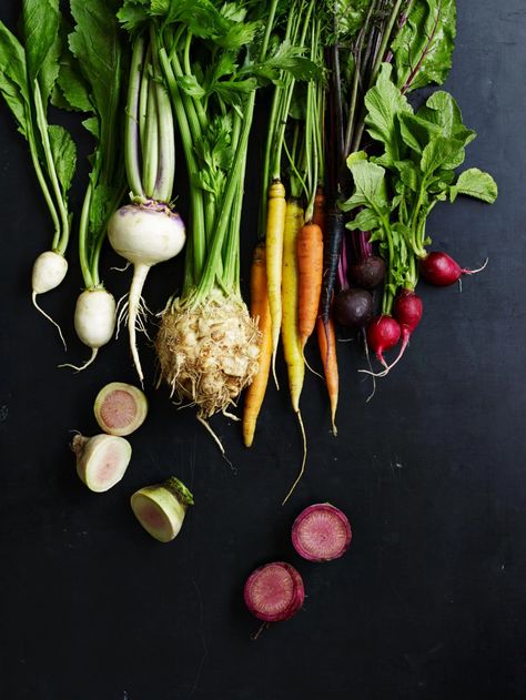 Roots Vegetables, Recipes For The Holidays, Seasonal Veggies, Root Veggies, How To Wash Vegetables, Turnips, Super Market, Types Of Vegetables, Steamed Vegetables