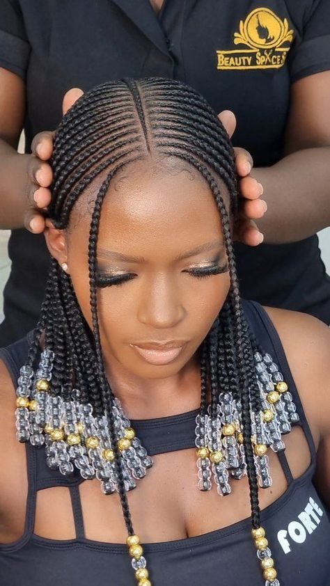 Braids With Beads For Black Women, Braids That Cover Forehead, Carrot Puff Hairstyles For Black Women, Carrot Puff Hairstyles, Singles Hairstyles, 2024 Trending Hairstyles, Protective Styles For Natural Hair Short, Cornrows With Box Braids, Cornrows Natural Hair