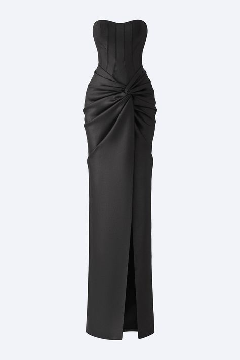 Made from luxurious crepe fabric, this strapless knotted dress is perfect for formal events. It cinches at the waist for a flattering silhouette and has a floor length hemline. The overall design is sophisticated and timeless. Black White Outfits Classy, Crepe Dress Styles, Drapes Dresses, Knotted Dress, Black Fr, Black White Outfit, Mean Blvd, Floor Length Dress, Black Dress Outfits