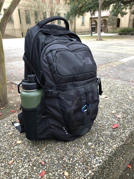 Men’s Backpack, Tnf Backpack, Cool Backpacks For Men, Molle Backpack, Cool Backpack, School Bag Essentials, Men Backpack, Backpack Outfit, Inside My Bag