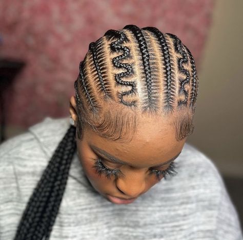 Stitch Braids With Designs, Cornrow Freestyle, Snake Braids, Braids With Designs, Cornrows Design, Freestyle Stitch Braids, Freestyle Cornrows, Braids Stitch, Design Braids