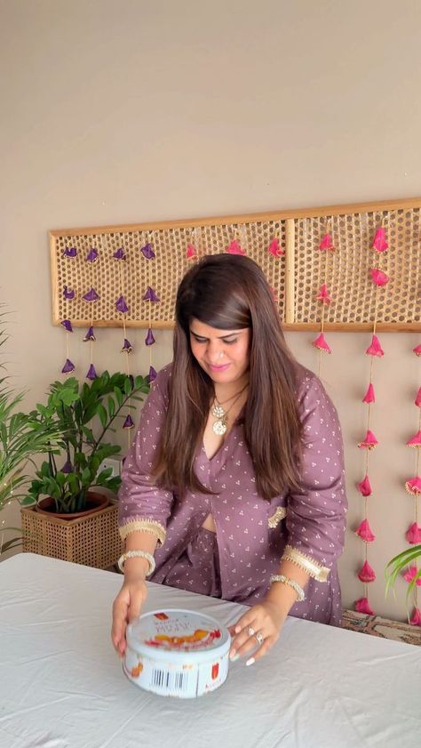 Cozyyylilcorner - DIY and Home Decor on Reels | Navraj Hans · Gud Naal Ishq Mitha Diwali Hampers Baskets, Cane Baskets Decoration Ideas, Diwali Gift Packs, Diy Diwali Gifts, Return Favours, Hamper Diy, Diwali Hampers, Diwali Gift Box, Diwali Gift Hampers