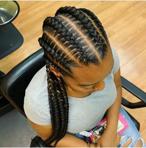 22 Beautiful Feed-In Braids Styles Braiding My Own Hair, 4 Feed In Braids, Straight Back Braids, Cornrows Braids For Black Women, Feed In Braids, Twist Box Braids, Back Braid, Two Braid Hairstyles, Jumbo Box Braids