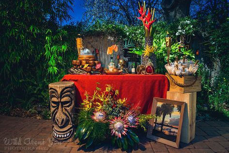 Rasta Party, Tiki Wedding, Wedding Inspiration Vintage, Bunco Themes, Bar Wedding Reception, Popular Honeymoon Destinations, Tropical Weddings, Island Adventure, Music Inspiration