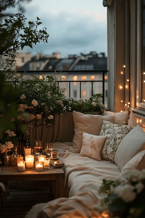 20 Inspiring Themes for a Cozy and Stylish Small Balcony