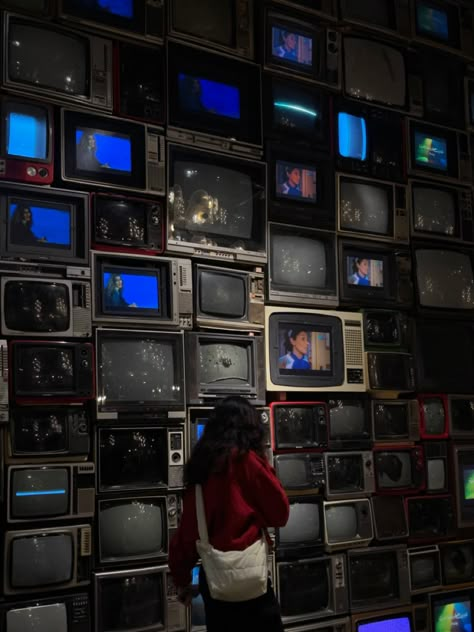 Wall of old tvs Tv News Aesthetic, Hip Hop Photoshoot, Tv Static, Tech Girl, Environment Props, Tv Girl, Overlays Picsart, Cyberpunk Aesthetic, Spiritual Artwork