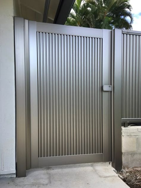 Ms Main Gate Design, Ms Gate Design Modern, Ms Gate Design, Iron Gate Design Modern Entrance, Ms Gate, Compound Gate, Gate Design Modern, Contemporary Gates, Modern Main Gate Designs