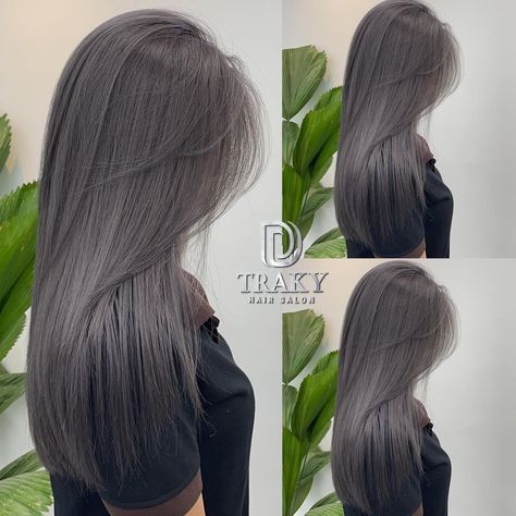 Dark To Silver Hair, Dark Ash Gray Hair Color, Slate Gray Hair, Ashy Gray Brown Hair, Dark Gray Hair Color Charcoal, Dark Grey Brown Hair, Korean Grey Hair, Silver Tips Hair, Milk Tea Grey Hair