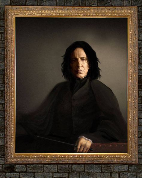 Professor Snape's portrait originally wasn't added in the Headmaster's office, but Harry insisted he'd be placed next to Professor Dumbledore's portrait. Severus Snape Portrait, Harry Potter Humor, Harry Potter Portraits, Classe Harry Potter, Imprimibles Harry Potter, Stile Harry Potter, Harry Potter Classroom, Amakusa, Harry Potter Poster