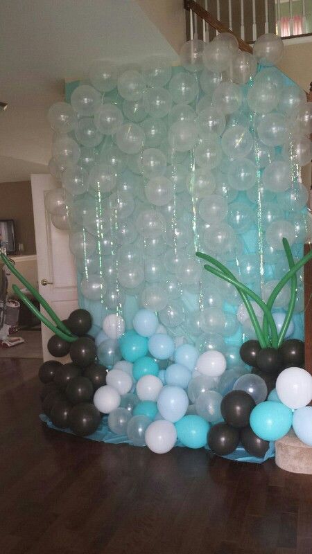 Balloon Waterfall, Rock Beach, Balloon Ideas, School Decor, Vbs Crafts, Work Activities, School Decorations, Custom Party, Balloons