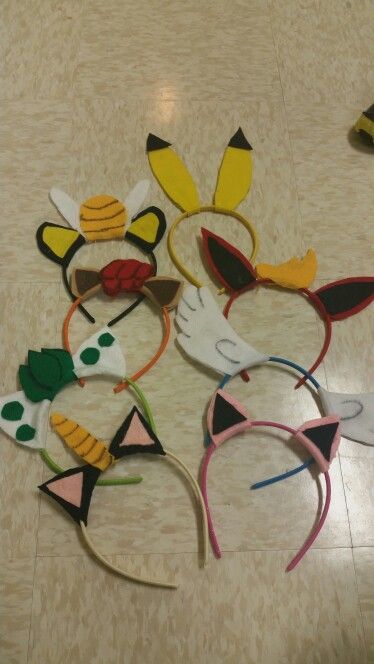 Pokemon headbands for Chloe's party Pokemon Headbands Diy, Eevee Costume Diy, Pikachu Headband, Diy Pokemon Trainer Costume, Pokemon Headbands, Diy Ash Costume Pokemon, Pokemon Party, Diy Hat, Bday Girl