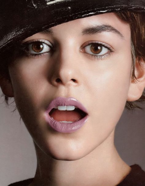 NORA ZEHETNER Nora Zehetner, Close Up Pictures, Female Images, Pink Lips, Beautiful Creatures, Beautiful People, The Good, Close Up, Hollywood