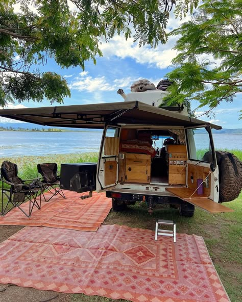 Camping Van Aesthetic, Van Life Aesthetic Interior, Traveling Van Aesthetic, Aesthetic Camper Van, Cottage Core Van Life, Van Life Australia Aesthetic, Travelling Van, Boho Van, Van Life Interior