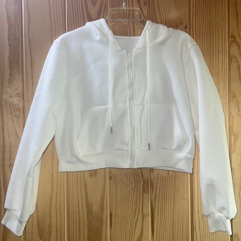 Really Cute White Cropped Hoodie. Brand New. Never Worn. Smoke Free Home. Size Large. White Cropped Hoodie, Shein Tops, White Crop, Colorful Hoodies, Cropped Hoodie, Color White, Sweatshirts Hoodie, Crop Tops, Brand New