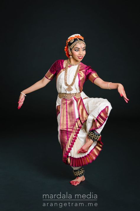 Arangetram Portraits Shakti Dance Company  John Merrell - Arangetram photographer in California - Los Angeles, Irvine, Orange County, San Diego. https://arangetram.me White Bharatnatyam Costume, Kuchipudi Dance Dress, Arangetram Costumes, Kuchipudi Dress, Bharatnatyam Costume, Shakti Dance, Bharatanatyam Costume, Bharatanatyam Dancer, Indian Classical Dancer