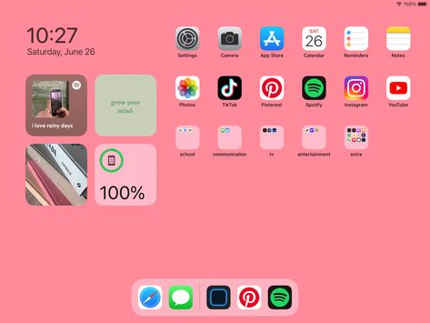 Aesthetic Ipad Home Screen, Organizing Apps, Organized Phone, Ipad Organization, Ipad Home Screen, Ipad Lockscreen, Ipad Homescreen, Ipad Organizer, Ipad Stuff