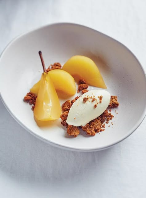 Looking for a plated dessert that looks fancy but is super easy to do? Look no further than this spiced pear treat. Desserts Restaurant Ideas, Poached Pear Dessert Recipes, Pear Desserts Fine Dining, Fine Dining Dessert, Poached Pairs Pear Recipes, Poached Pear Plated Dessert, Wine Poached Pears Dessert, Desserts Restaurant, Orange Desserts