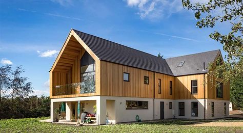 Case study: Glen lodge | Wienerberger UK Oak Cladding, Bungalow Extensions, Slate Roof Tiles, Realistic Render, Flat Roof Extension, Inspiring Architecture, Brick Interior Wall, Brick Interior, Bungalow Renovation