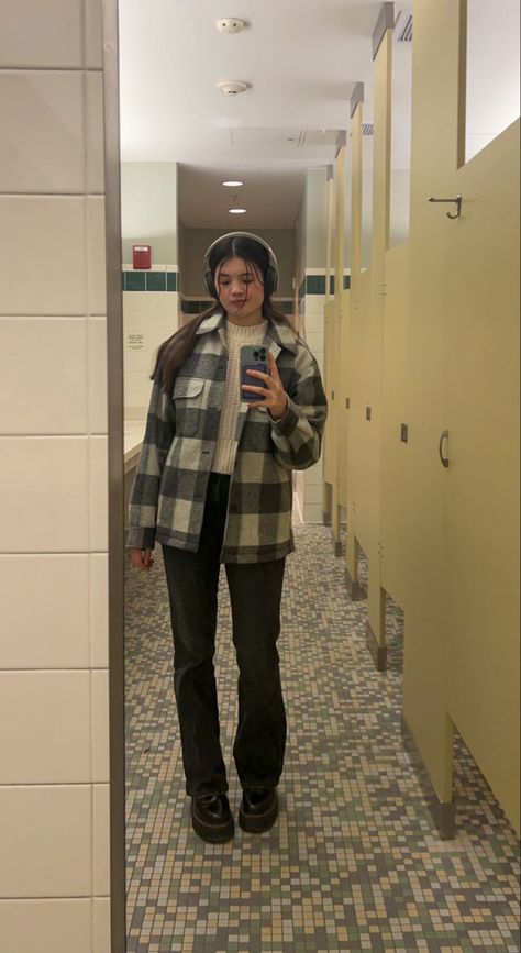 uniqulo flannel, urban jeans, jadon doc martens, thrifted white sweater, beats studio 3 Flannel With Doc Martens, Beats Studio 3 Outfit, Dc Martins Outfits Winter, How To Style Doc Martens With Jeans, Jeans And Doc Martens Outfit, Gray Flannel Outfit, Doc Martens Jadon Outfit, Flannel Winter Outfits, Jadon Outfit