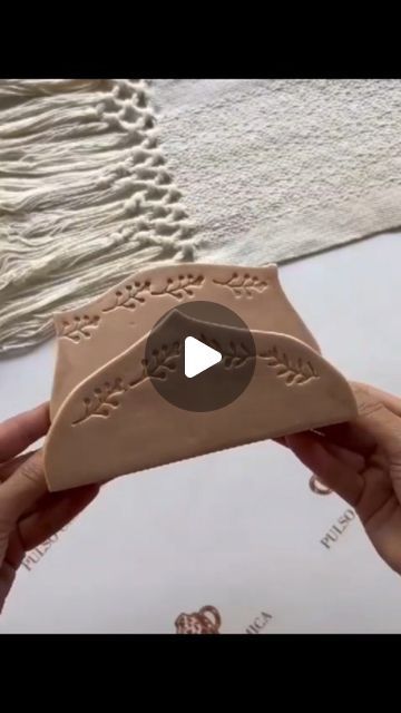 Mukesh Kumar on Instagram: "Ceramic art by @pulsoceramica #cardholder #instareels #potterymakingvideo #pottery" Pottery Napkin Holder Handmade Ceramic, Pottery Napkin Holder, Ceramic Napkin Holder, Ceramic Making, Sculpture Pottery, Design Sculpture, Diy Ceramic, Pottery Glazes, Ceramics Ideas Pottery