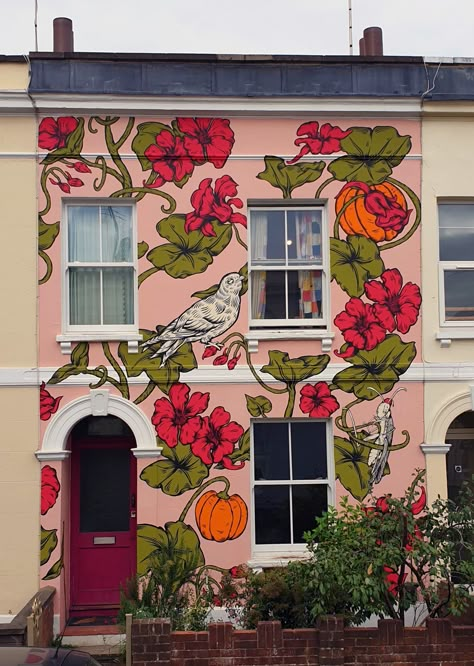 Top Murals from the Cheltenham Paint Festival 2020 • Inspiring City Summer Mural, Backyard Mural, House Mural, Cheltenham England, Exterior Murals, Uk Street, Garden Mural, Flower Mural, School Murals