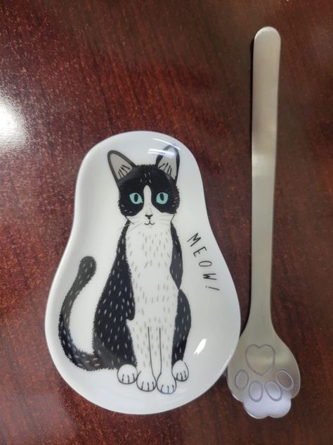 Amazon.com: KiaoTime Coffee Spoon Rests and Spoon - Ceramic Cute Cat Spoon Rest Teaspoon Holder Coffee Station Decor Coffee bar Coffee Stirrers Holder for Home Kitchen Accessories : Home & Kitchen Coffee Station Decor, Spoon Ceramic, Ceramic Cute, Cat Spoon, Coffee Stirrers, Bar Coffee, Spoon Rests, Coffee Station, Coffee Spoon