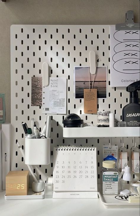 Ikea Desk Pegboard Ideas, Desk Ideas Pegboard, Pegboard Above Desk, Pegboard Office Ideas, Ikea Skadis Pegboard Ideas Office, Home Office Pegboard Ideas, Pegboard Desk Ideas, Ikea Desk Pegboard, Peg Boards Ideas