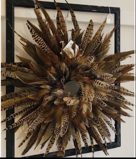 Feather Project, Pheasant Feather Decor, Feather Ideas, Feather Crafts Diy, Wreath Alternative, Feather Wreath, Pheasant Feather, Wreath Wall Decor, Hunting Decor