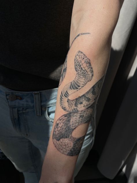 Copperhead tattoo by Sam Mancino - #snaketattoo Copperhead Snake Tattoo, Copperhead Tattoo, Water Moccasin Snake, Copperhead Snake, Snake Photos, Snake Tattoos, Finger Tats, White Ink Tattoo, Tattoo Parlors