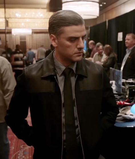 Oscar Isaac The Card Counter, Tie And Leather Jacket, The Card Counter, Leto Atreides, Card Counter, William Tell, Oscar Isaac, Mens Winter, Pedro Pascal