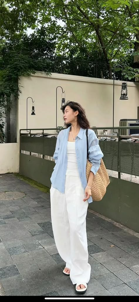 Super Nice and Very Elegant ... Love the Length and the Material. I Love it Japan Clothing Aesthetic, Summer In Tokyo Outfit, Japan Summer Fits, Japan Summer Style, Taiwan Summer Outfits, Tokyo Japan Outfits Summer, Japan Summer Outfit Street Style, Tokyo Summer Outfit, Simple Daily Outfits