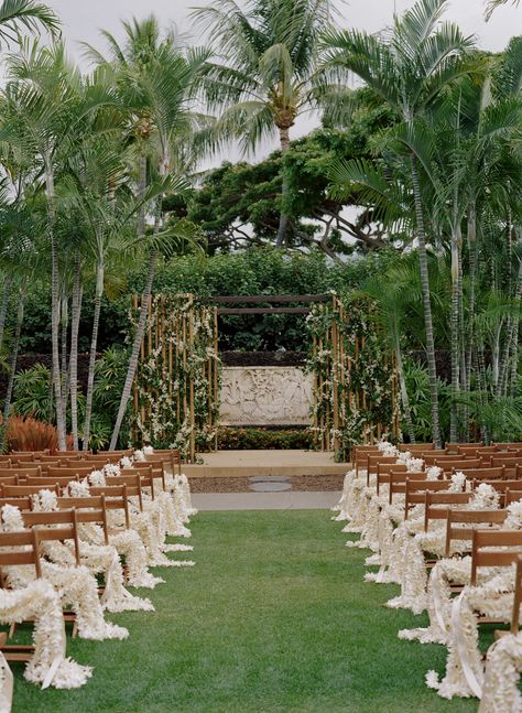 Kona Hawaii Florist | HART Floral Hawaii Reception Ideas, Small Hawaii Wedding Oahu, Hawaii Wedding Chapel, Hawaii Polo Club Wedding, Simple Hawaii Wedding, Hawaiian Wedding Traditions, Hart Floral, Kona Wedding, Wedding Aisle Outdoor