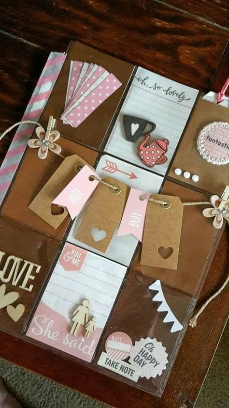 Pocket letters Pocket Scrapbooking Ideas, Letter Inspiration, Pocket Letter Pals, Letter Ideas, Flip Books, Project Life Cards, Pocket Letter, Mailing Labels, Pocket Scrapbooking