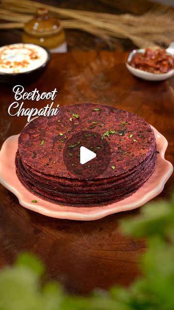 Beetroot Breakfast Recipes, Beetroot Sabzi Recipe, Carom Seeds, Kasuri Methi, Beetroot Recipes, Breakfast Recipes Indian, Ginger Oil, Green Chilli, Chilli Flakes