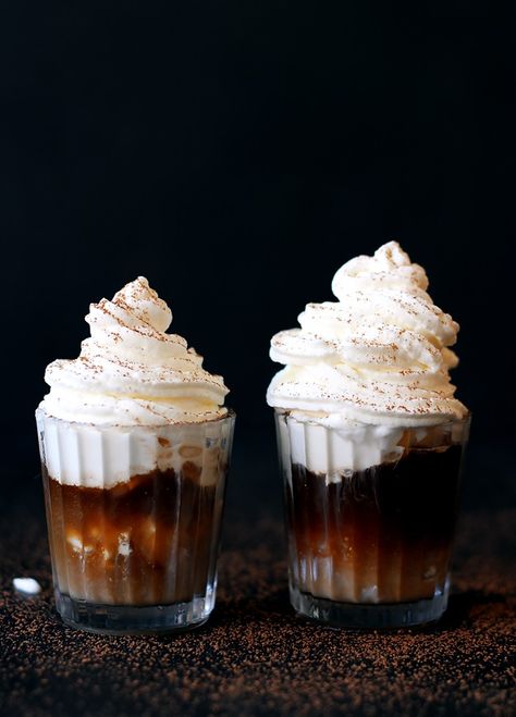 Viennese Iced Coffee – Wiener Eiskaffee Homemade Whipped Cream Easy, Easy Homemade Whipped Cream, Austrian Desserts, Vienna Coffee, Iced Coffee Drinks, Cocoa Tea, Austrian Recipes, Whipped Cream Frosting, Coffee Recipe