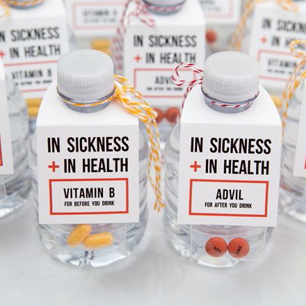 Mini water bottles, B Vitamins, Advil and our darling free printable tags make these the BEST "In Sickness and In Health" wedding favors ever! Affordable Wedding Favours, Disney Bachelorette, Mini Water Bottles, Creative Wedding Favors, Wedding Favors And Gifts, Wedding Souvenir, Bachelorette Party Planning, Bridal Bachelorette Party, Wedding Favors Cheap