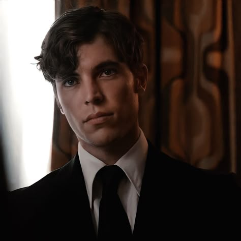 Young Tom Riddle, Rabastan Lestrange, Tom Hughes, Fictional Character Crush, Best Riddle, Tom Riddle, Olivia Black, Valley Girls, Perfect Boyfriend