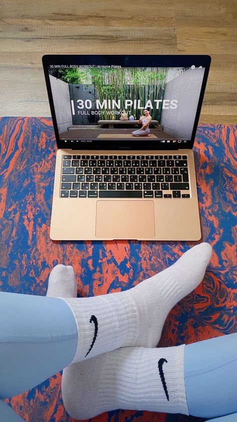 Pilates Workout At Home Aesthetic, Pilates Vision Board Aesthetic, Summer Pilates Aesthetic, Excersising Aesthetic, 2024 Vision Board Pilates, Pilates Fit Aesthetic, At Home Workouts Aesthetic, Workout Aesthetic Home, Home Work Out Aesthetic