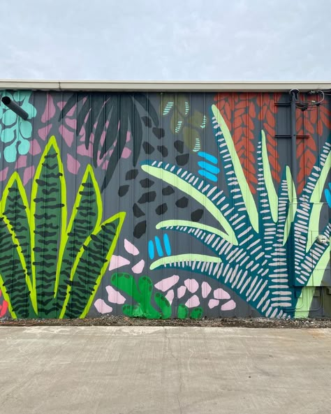 If you’re driving in Lincoln along the praire, you might run into this lush plant mural on corrugated metal. Design: me Spray painted… | Instagram Corrugated Metal Mural, Painting Murals On Fences, Mural On Corrugated Metal, Exterior Murals Ideas, Painting Corrugated Metal, Mural On Shed, Outdoor Murals Backyards, Plant Mural Wall, Backyard Mural Ideas