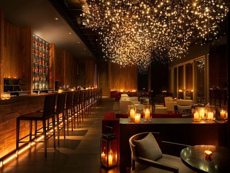 Edition Hotel, Decoration Restaurant, Bar Interior Design, Luxury Bar, Luxury Restaurant, Lounge Bar, Restaurant Lighting, Hotel Interior Design, Modern Restaurant