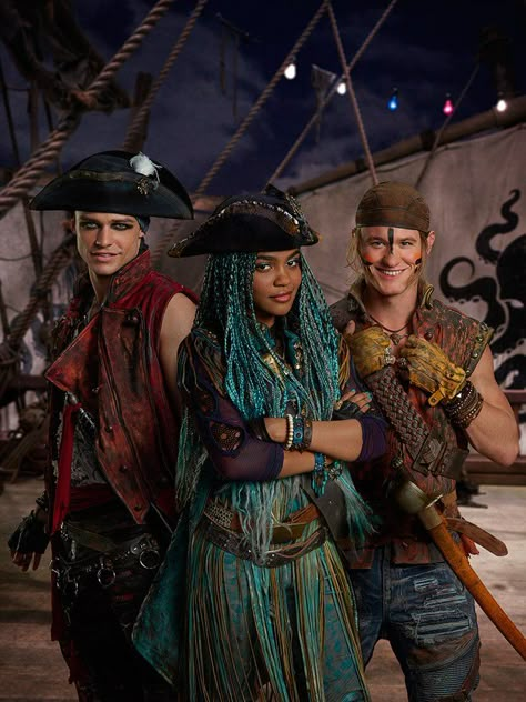 Descendants2 Pirates. Uma... Daughter of Ursula, Harry... Son of Capt. Hook & Gil... Son of Gaston | : Shine On Media Uma Descendants, Disney Descendants 2, Descendants Characters, Harry Hook, Descendants Party, Disney Channel Descendants, Descendants Cast, Anne Mcclain, China Anne Mcclain