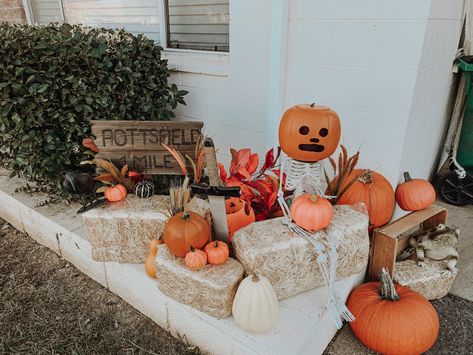 Otgw Decorations, Otgw Halloween Decor, Otgw Decor, Over The Garden Wall Halloween Decorations, Over The Garden Wall Party Decor, Over The Garden Wall Food, Over The Garden Wall Halloween Decor, Over The Garden Wall Decorations, Otgw Party